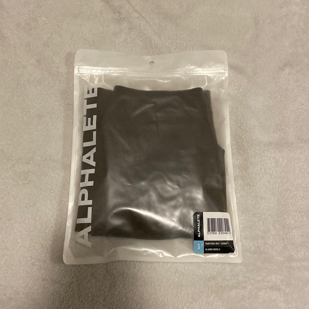 Alphalete Amplify Biker Shorts